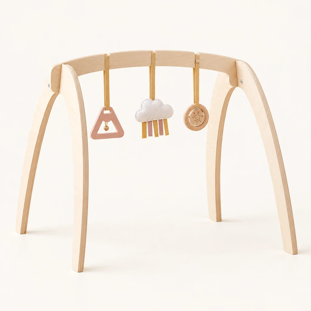 Arche d'éveil en bois - Triple Jouets sur fond clair, vue d’ensemble
