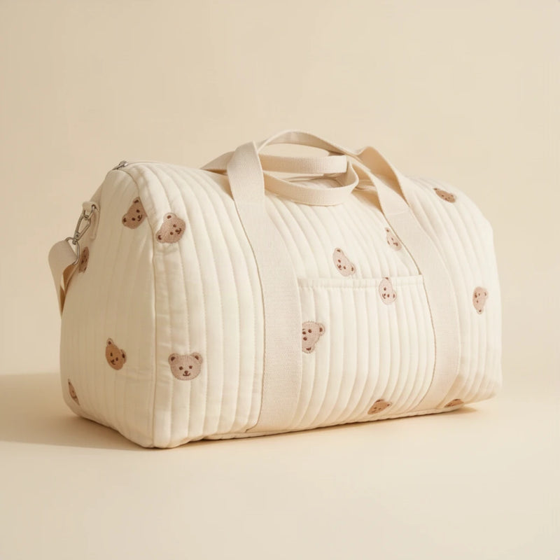 Grand sac à langer en coton matelassé brodé 40 L sur fond clair