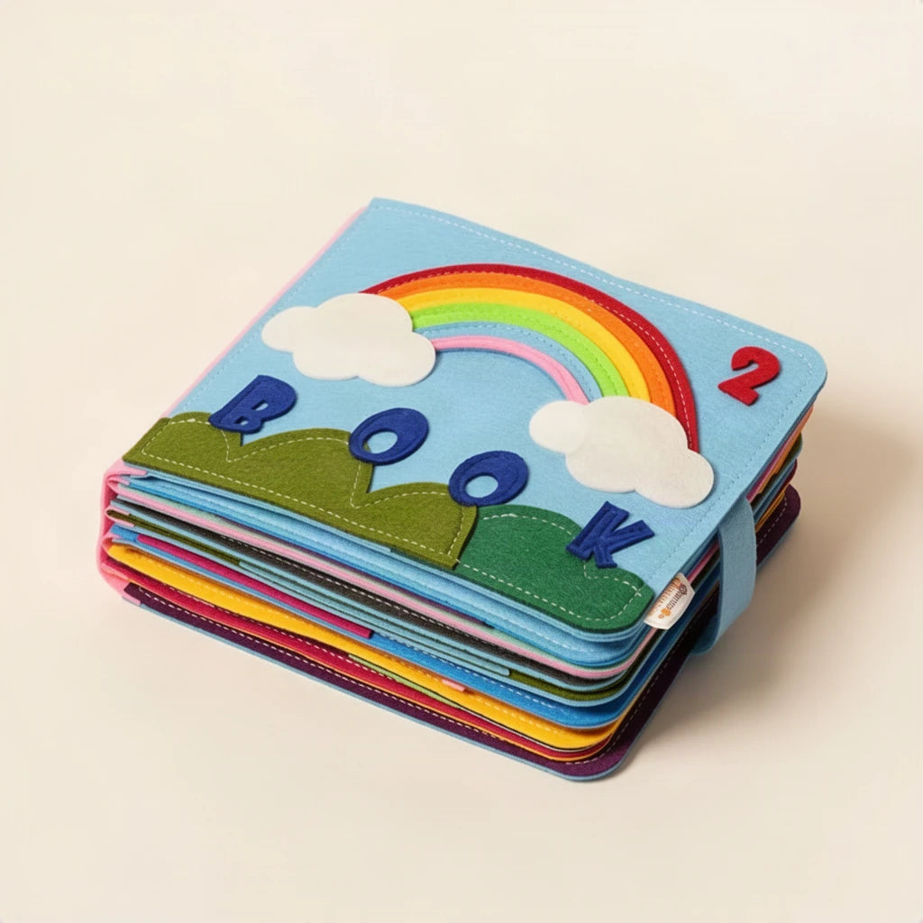 Livre Interactif Montessori sur fond clair