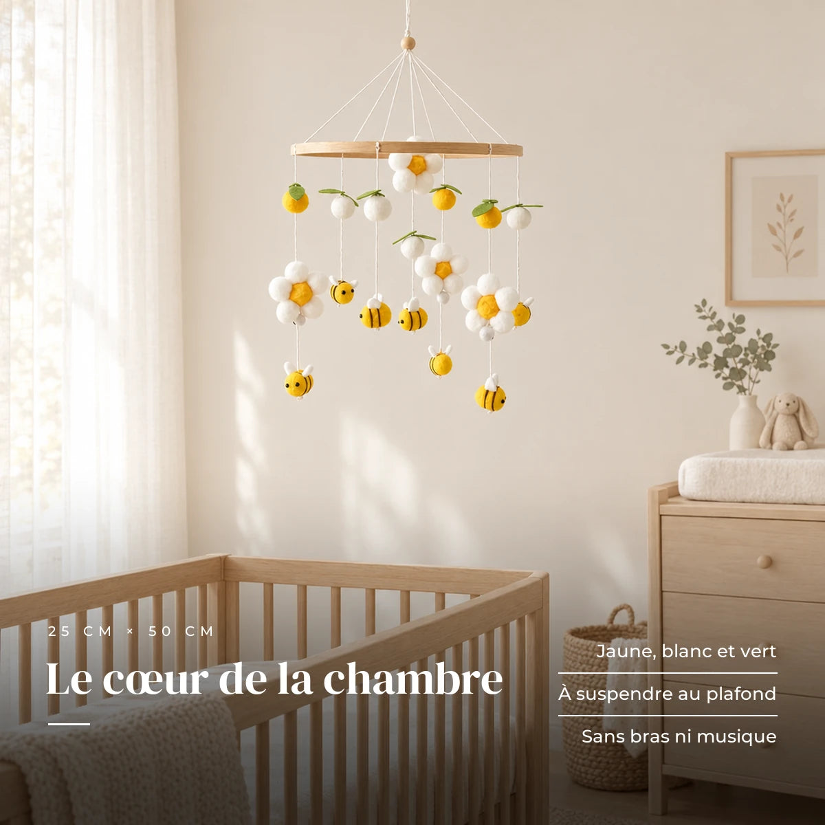 Mobile Bébé Abeilles en bois dans une chambre de bébé lumineuse, au-dessus du berceau. Le cœur de la chambre : jaune, blanc et vert, à suspendre au plafond, sans bras ni musique