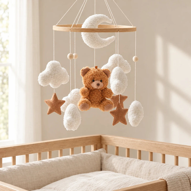 Mobile bébé Nounours en bois