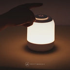 Veilleuse nomade en action : luminosité réglable au toucher