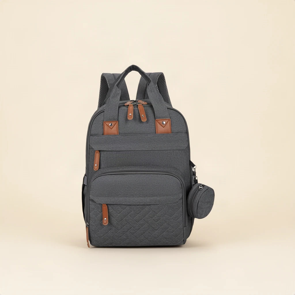 Sac à dos à langer isotherme et imperméable sur fond clair