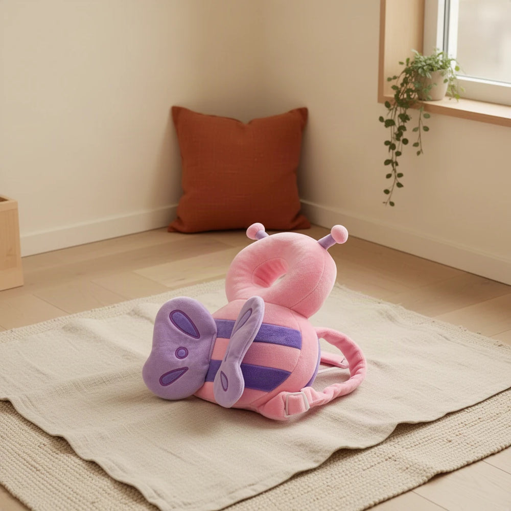 Sac à dos Protecteur Montessori Bébé dès 6 mois dans une chambre d’enfant Montessori