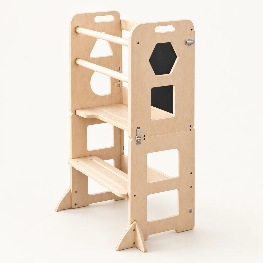 Tour d’apprentissage pliable sur fond clair