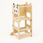 Tour montessori sur fond clair